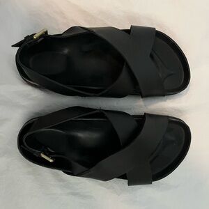 Liberté Capri sandals
